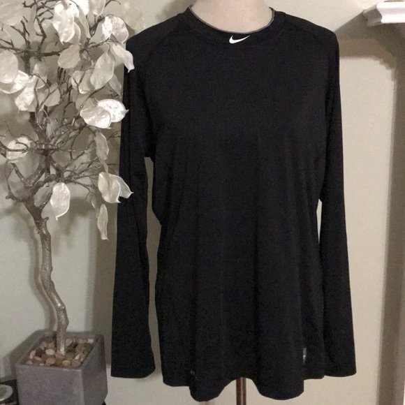 Nike Tops - NIKE PROCOMBAT SHIRT